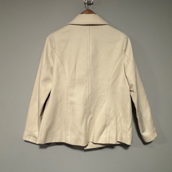 GAP White/ Cream  Coat - %100 Cotton - Picture 2 of 9